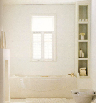 Handy wall storage