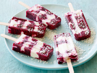 Frozen Yoghurt Berry Coconut Pops