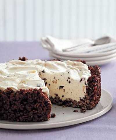 Mint chip ice cream pie